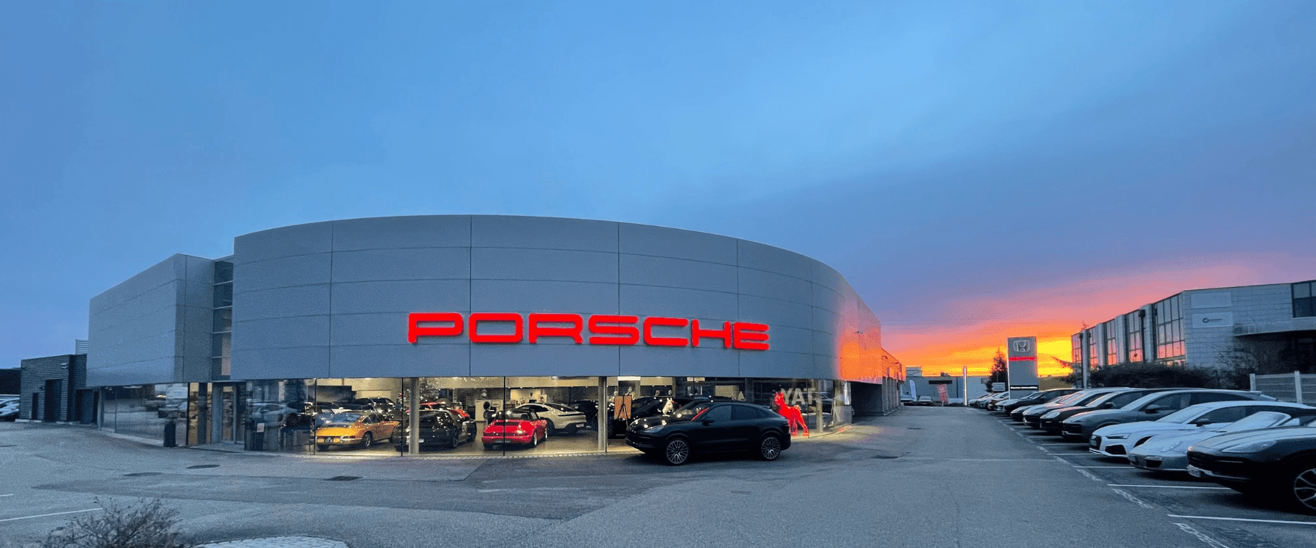 DRIVE Paris dealership